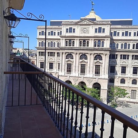 Palacio De Los Corredores La Habana Exterior foto